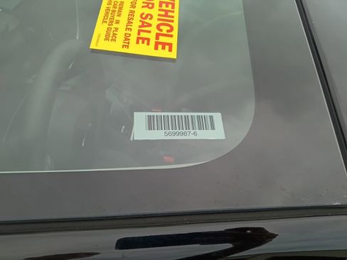 Used 2025 Subaru Crosstrek 2.0i Premium AWD/4WD image 9