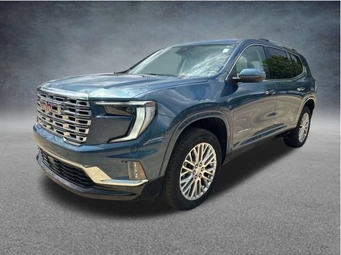 Used 2025 GMC Acadia Denali w/ LPO, All-Weather Package AWD/4WD image 3
