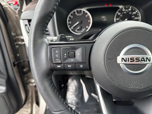 Used 2021 Nissan Rogue SL w/ Premium Package AWD/4WD image 18