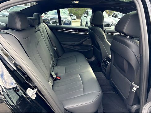 Used 2021 BMW 530i 530i w/ Premium Package image 13