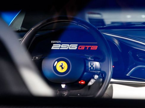 Used 2023 Ferrari 296 GTB RWD image 98