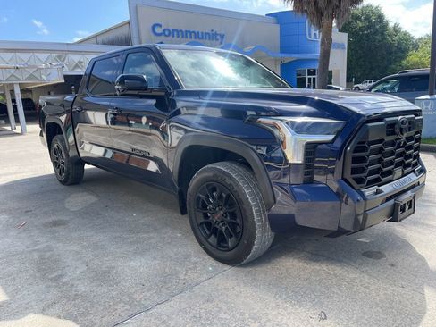 Used 2025 Toyota Tundra Limited w/ TRD Off-Road Package AWD/4WD image 3