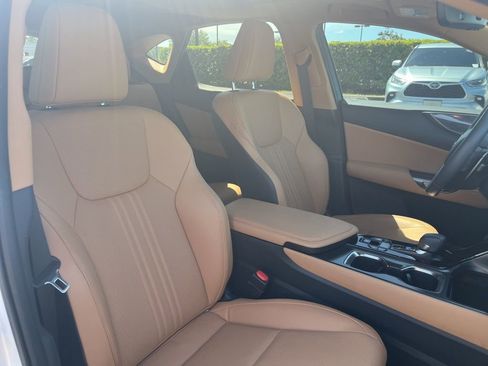 Used 2024 Lexus NX 350 AWD image 9