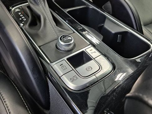 Used 2025 Kia Telluride S FWD image 18