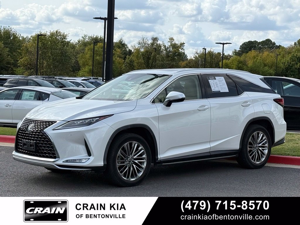 Used 2022 Lexus RX 350L Luxury w/ Accessory Package (Z1) FWD image 3