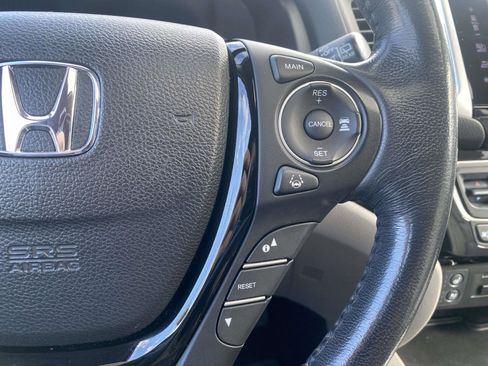 Used 2018 Honda Pilot Elite image 23