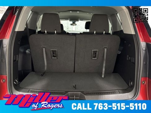 Used 2023 GMC Acadia SLE w/ Driver Convenience Package image 32