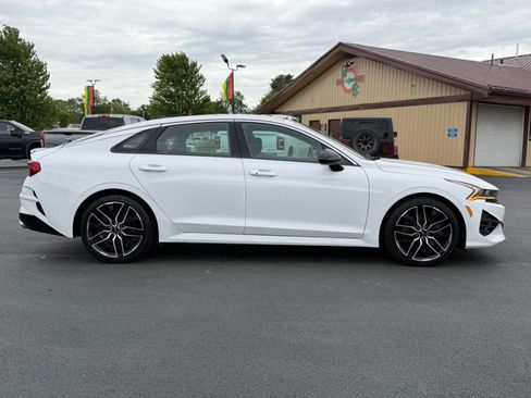 Used 2023 Kia K5 GT w/ GT1 Package FWD image 9