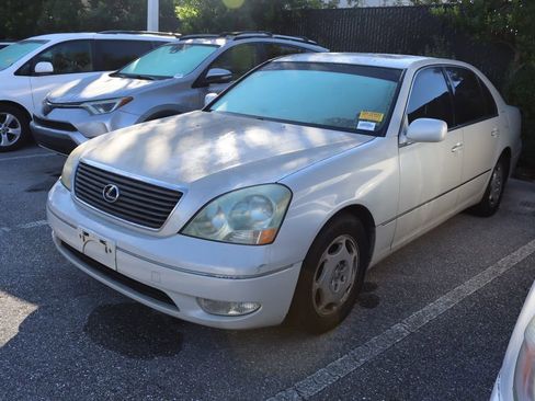 Used 2001 Lexus LS 430 image 1