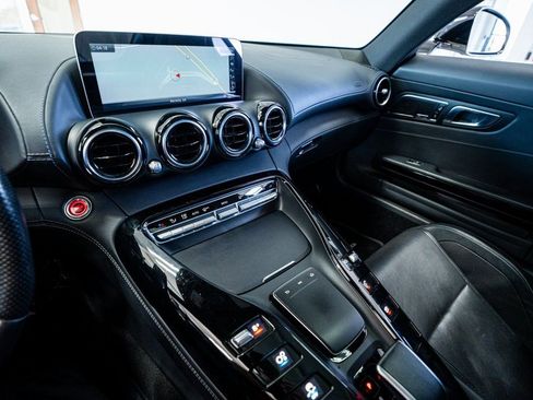 Used 2020 Mercedes-Benz AMG GT Coupe image 46