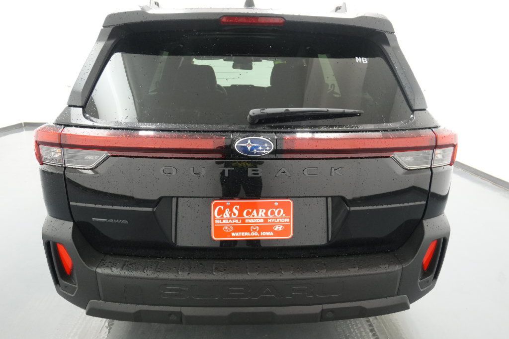 Used 2026 Subaru Outback Premium AWD/4WD image 7