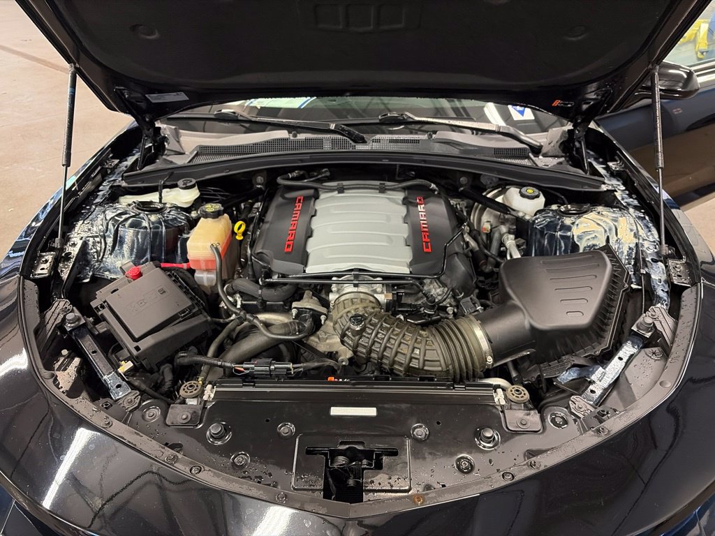 Used 2023 Chevrolet Camaro SS RWD image 13