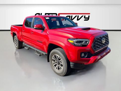 Used 2022 Toyota Tacoma TRD Sport w/ Technology Package RWD image 1