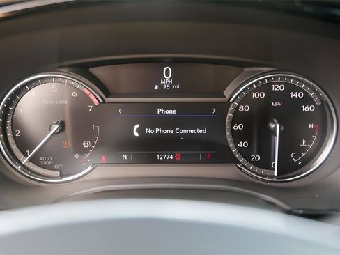 Used 2025 Cadillac XT5 Luxury image 11