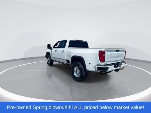 Used 2025 Chevrolet Silverado 3500 High Country w/ High Country Premium Package AWD/4WD image 6