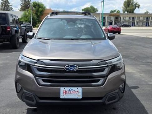 Used 2025 Subaru Forester Limited w/ Popular Package AWD/4WD image 2