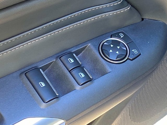 Used 2025 Ford Mustang GT Premium RWD image 12