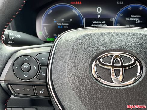 Used 2025 Toyota RAV4 XSE w/ Premium Package AWD/4WD image 23