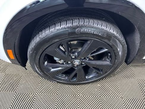 Used 2022 Buick Envision Preferred FWD image 10