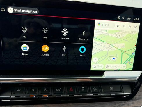 Used 2024 GMC Sierra 1500 SLT w/ SLT Premium Plus Package image 17