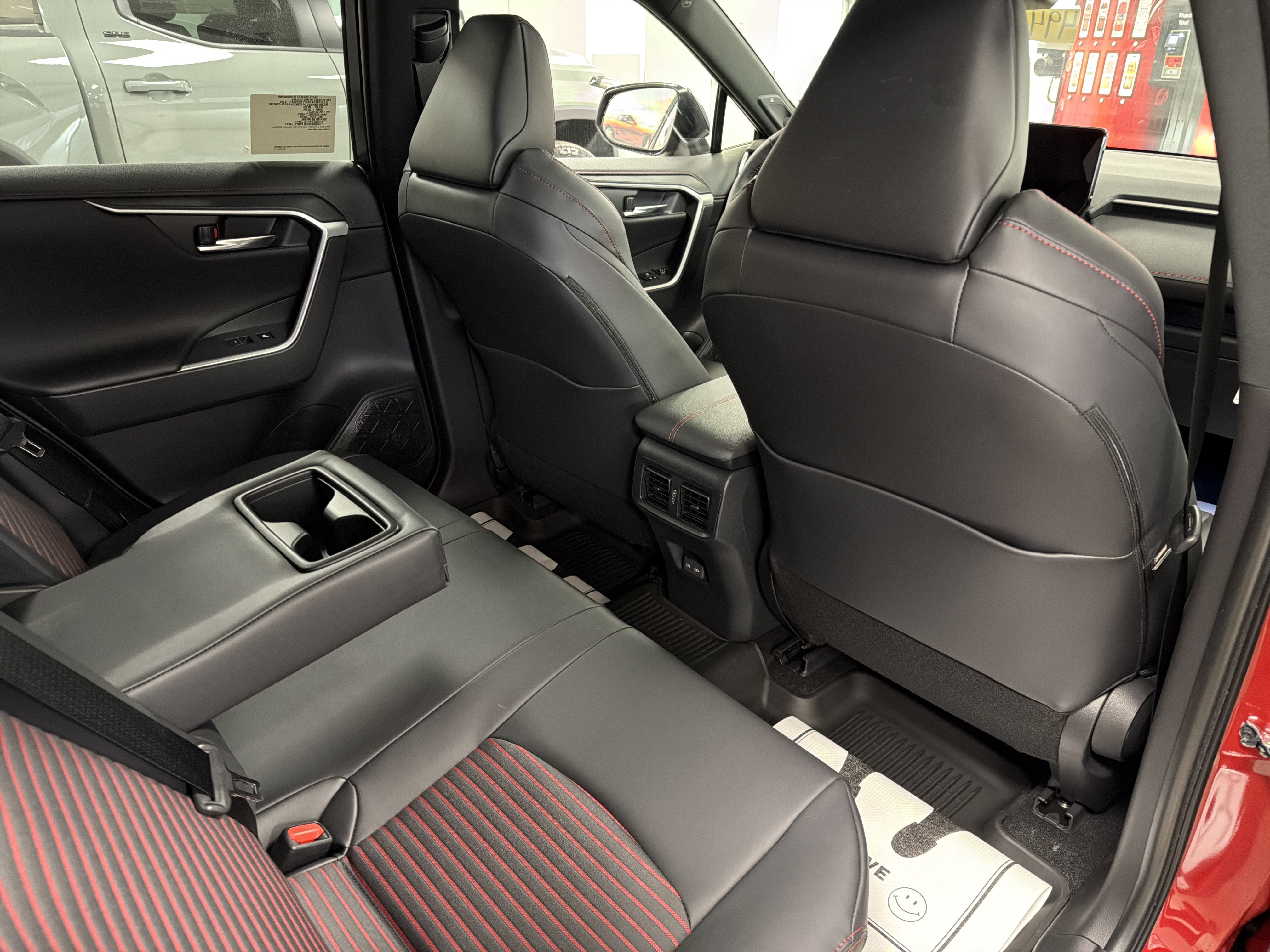 New 2025 Toyota RAV4 XSE w/ Weather Package AWD/4WD image 35