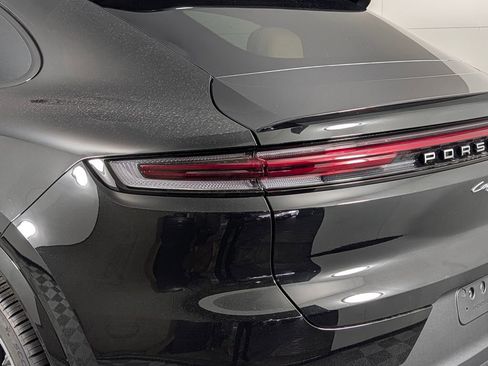 New 2026 Porsche Cayenne Coupe image 16