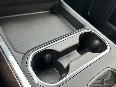 Used 2024 Chevrolet Silverado 2500 LTZ w/ LTZ Convenience Package image 19