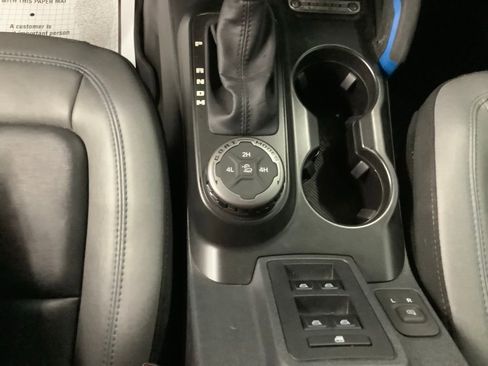 Used 2023 Ford Bronco Black Diamond image 15