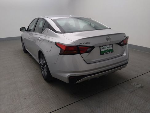 Used 2024 Nissan Altima 2.5 SV image 5