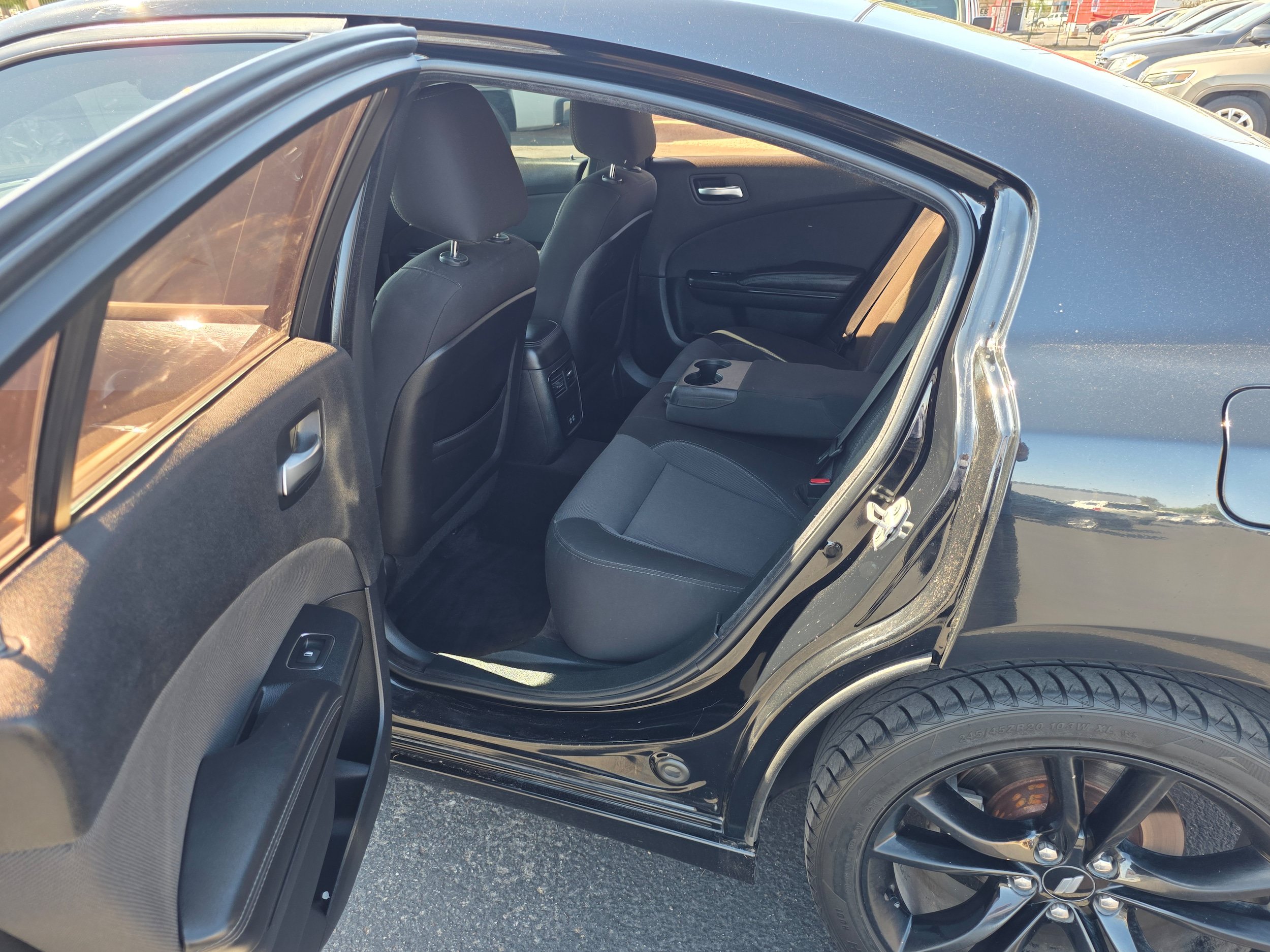 Used 2017 Dodge Charger SXT RWD image 20