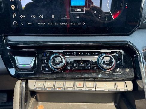 Used 2026 GMC Sierra 1500 AT4 w/ AT4 Premium Package AWD/4WD image 14