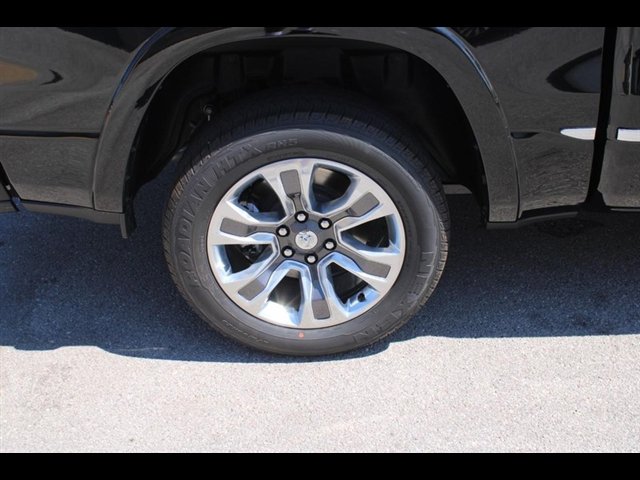 Used 2024 RAM 1500 Limited AWD/4WD image 8