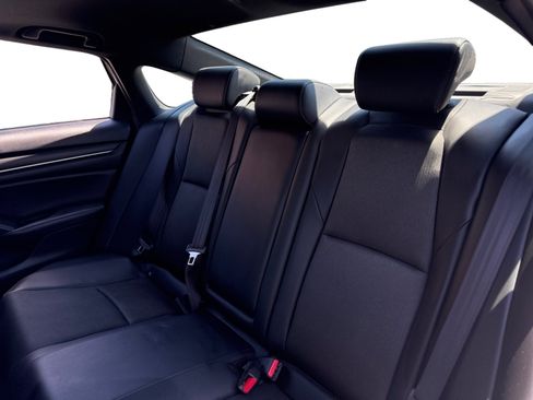Used 2022 Honda Accord Sport image 13
