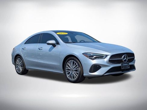 Used 2025 Mercedes-Benz CLA 250 image 2