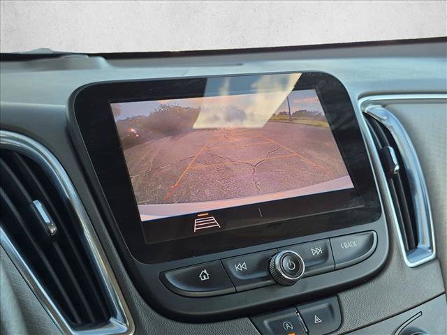 Used 2020 Chevrolet Malibu LT FWD image 13