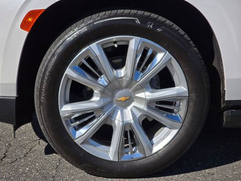 Certified 2024 Chevrolet Tahoe High Country image 26