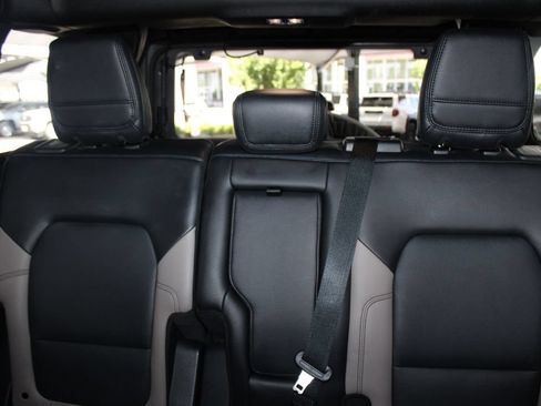 Used 2024 Ford Bronco Wildtrak AWD/4WD image 55