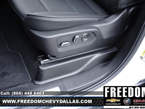 New 2026 GMC Yukon XL Denali w/ Sun & Power Step Package image 37