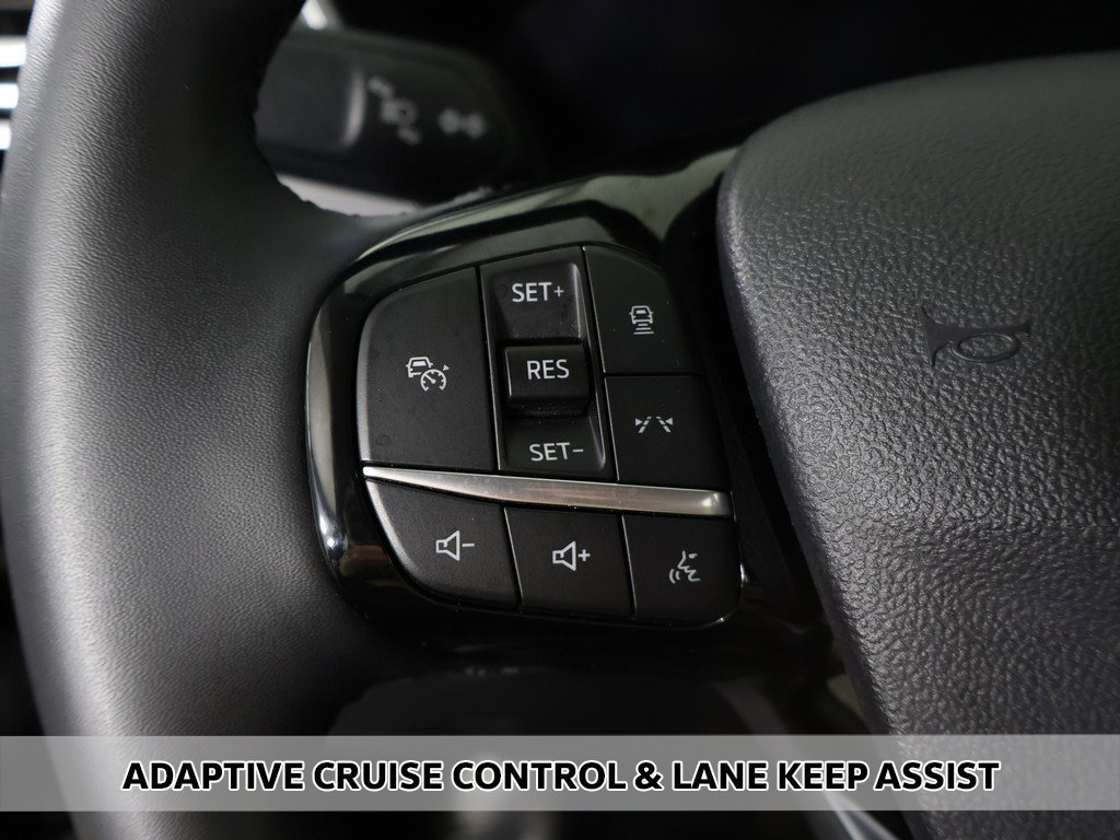 Used 2023 Ford Escape Platinum w/ Premium Technology Package AWD/4WD image 5