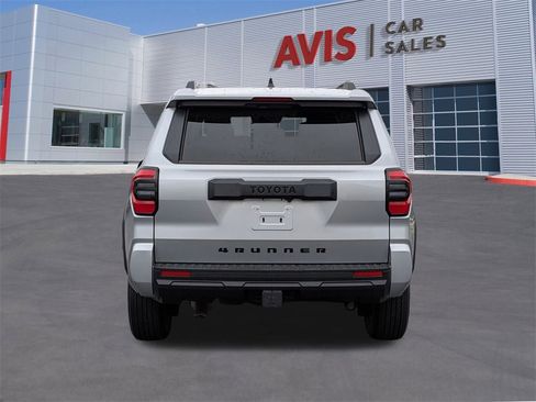 Used 2025 Toyota 4Runner SR5 image 7