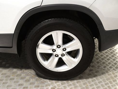 Used 2020 Chevrolet Trax LT FWD image 37