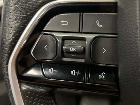 Used 2023 Toyota Tundra Platinum image 27