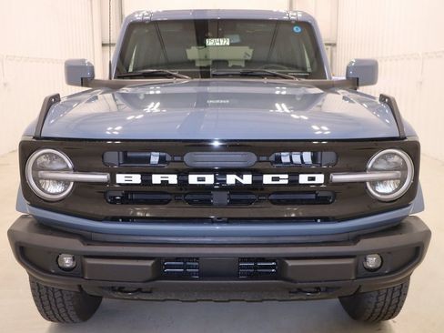 New 2025 Ford Bronco Outer Banks image 3