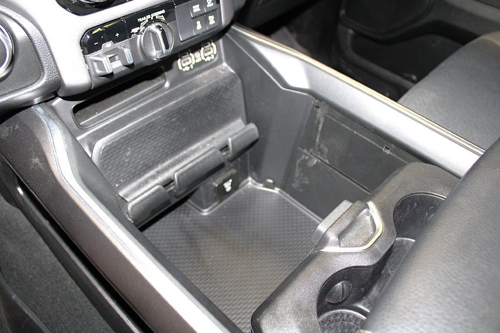 Used 2022 RAM 1500 Big Horn AWD/4WD image 24