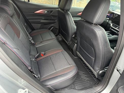 Used 2025 Chevrolet Equinox EV RS AWD/4WD image 11