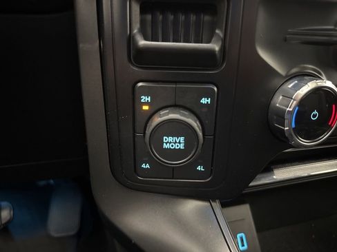 Used 2024 Ford F150 Lariat AWD/4WD image 39