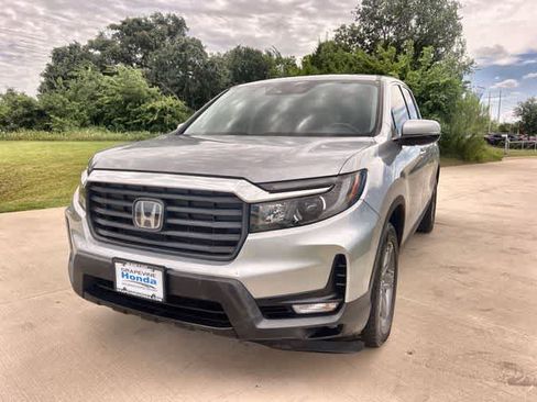 Certified 2023 Honda Ridgeline RTL image 2