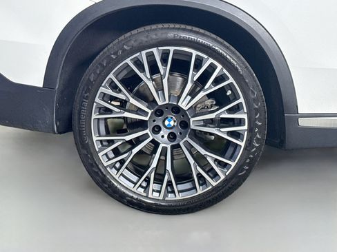 Used 2024 BMW X5 sDrive40i w/ Premium Package RWD image 33