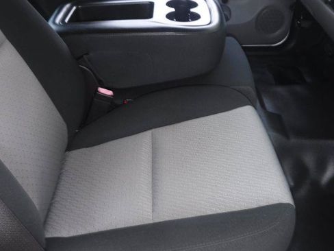 Used 2007 Chevrolet Silverado 1500 W/T RWD image 24