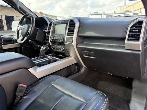Used 2018 Ford F150 Lariat image 26